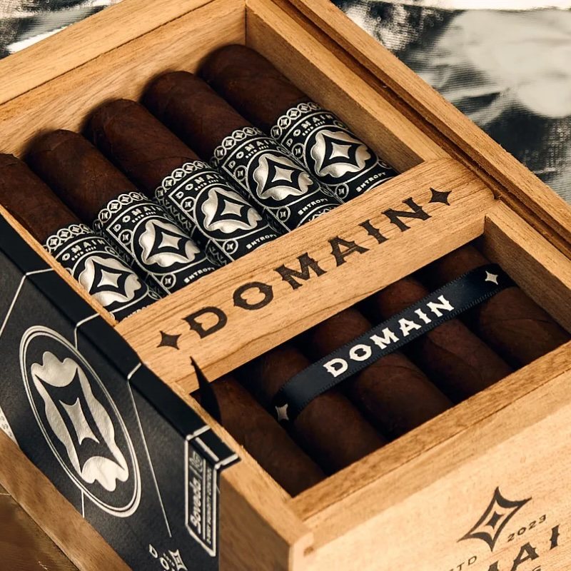 Domain Entropy Cigars